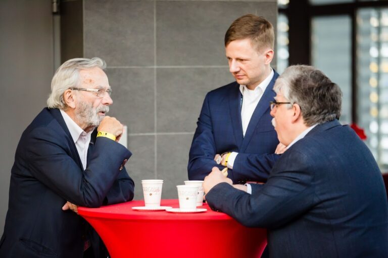 PIKE przeciwko “podatkowi na PISF”