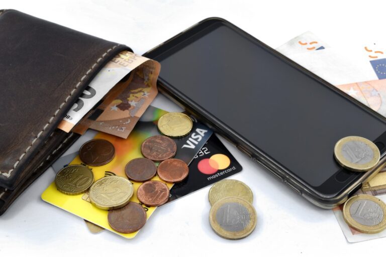 GUS: drożeją usługi telekomunikacyjne