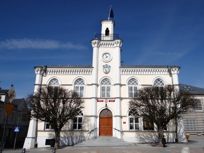 04_-_Ciechanów_Townhall_-_01