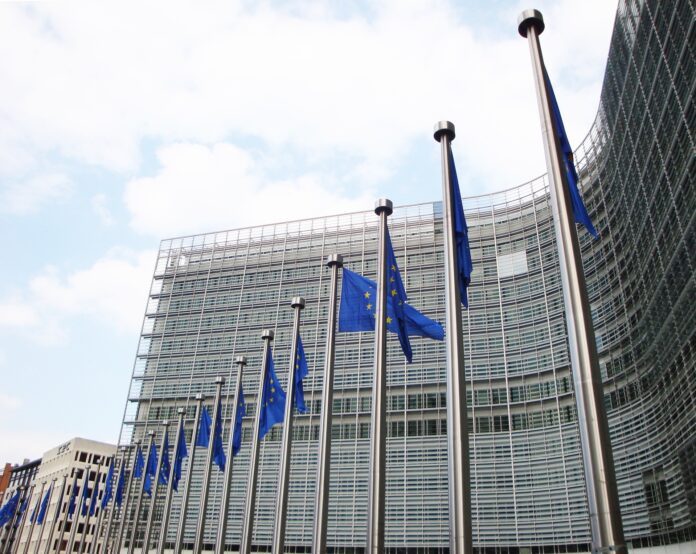 eu-1232430_1920