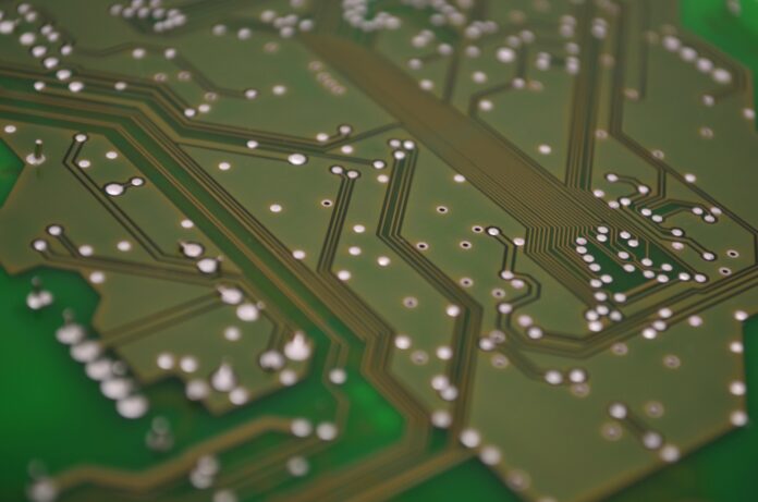 pexels-pixabay-326461 chip pexels pixabay