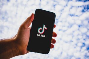 kiedy i czy TikTok zostanie usunięty na telefonie