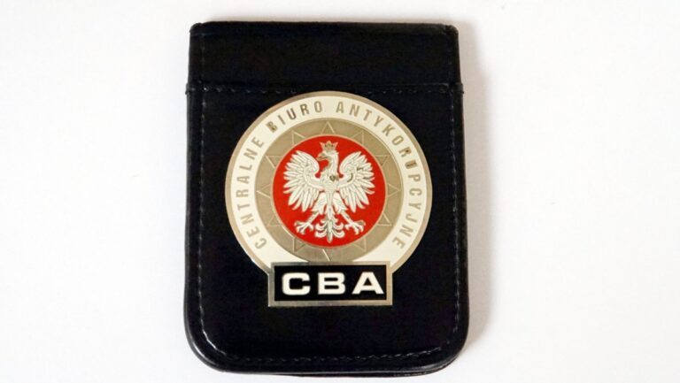 CBA zamawia smartfony i routery 5G