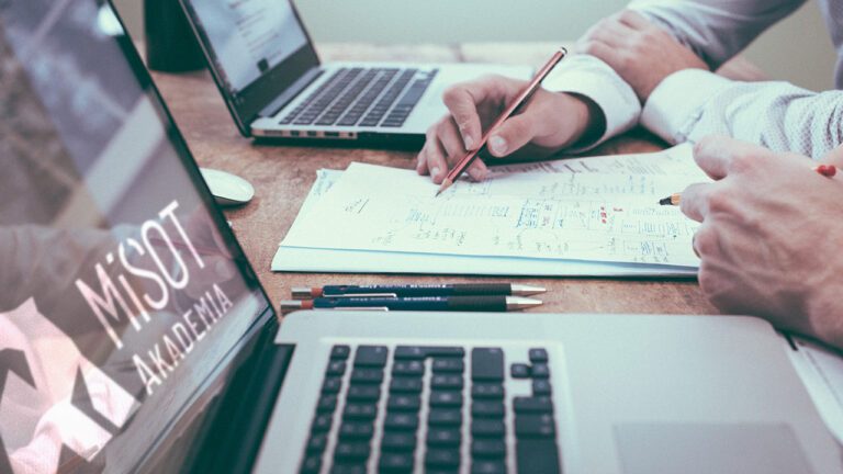 Nowoczesna akademia edukacyjna dla operatorów