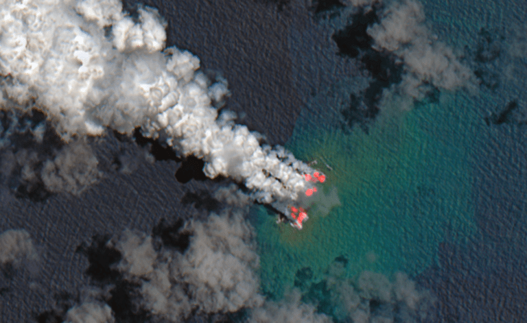 Czujniki w Polsce odnotowały wybuch wulkanu na Pacyfiku