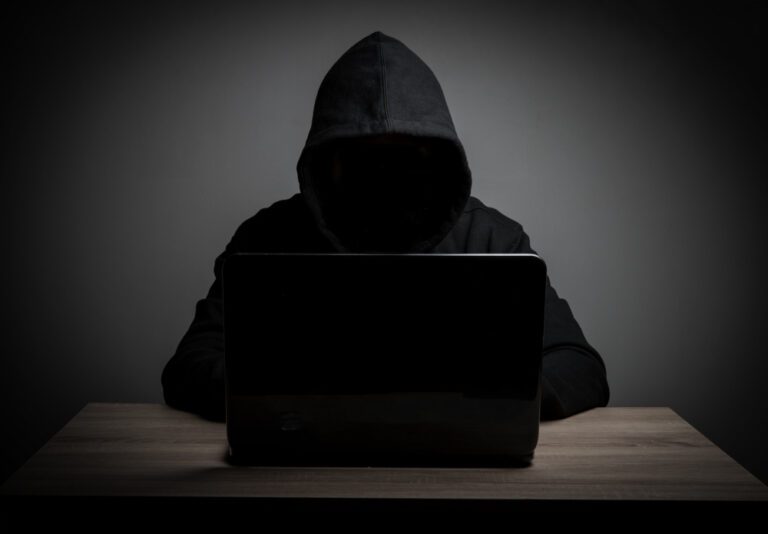 Cyberprzestępcy coraz sprawniej atakują instytucje finansowe