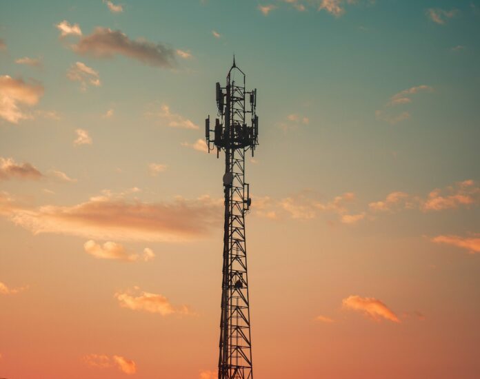 maszt, maszt telekomunikacyjny