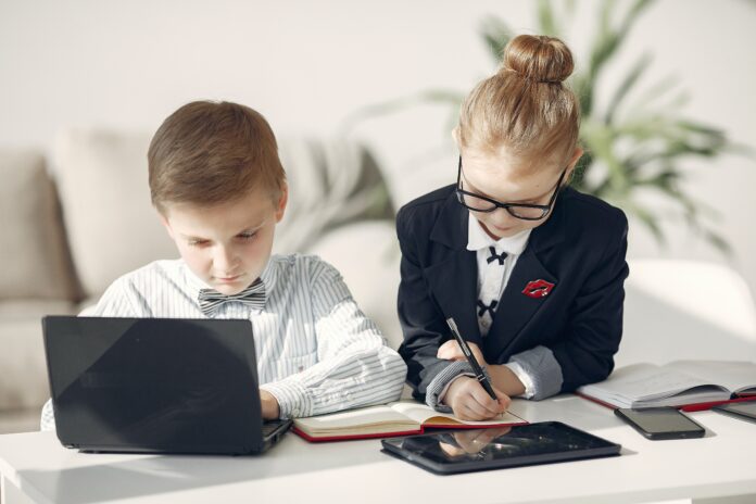 Dzieci Komputer