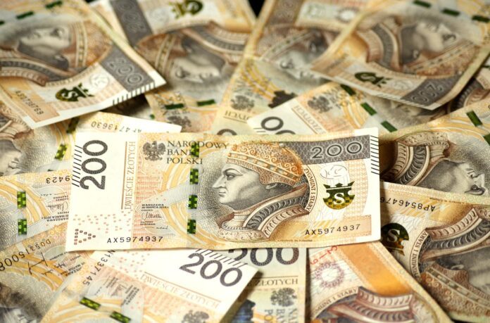 banknotes-4122079_1280