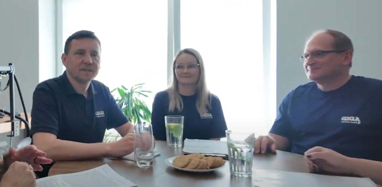 Zaangażowanie i odpowiedzialność – rozmowa z Arkadiuszem Koćmą, właścicielem firmy GIGA