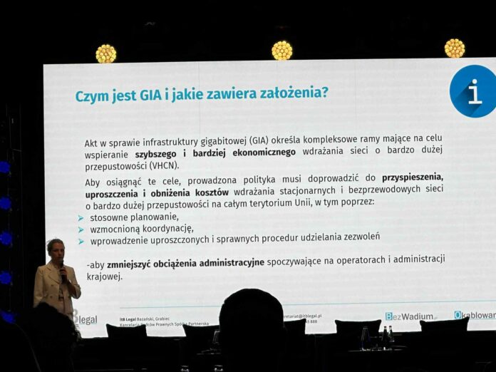 5dbcebdc-fca5-41ac-93d7-954e123809fe (1)