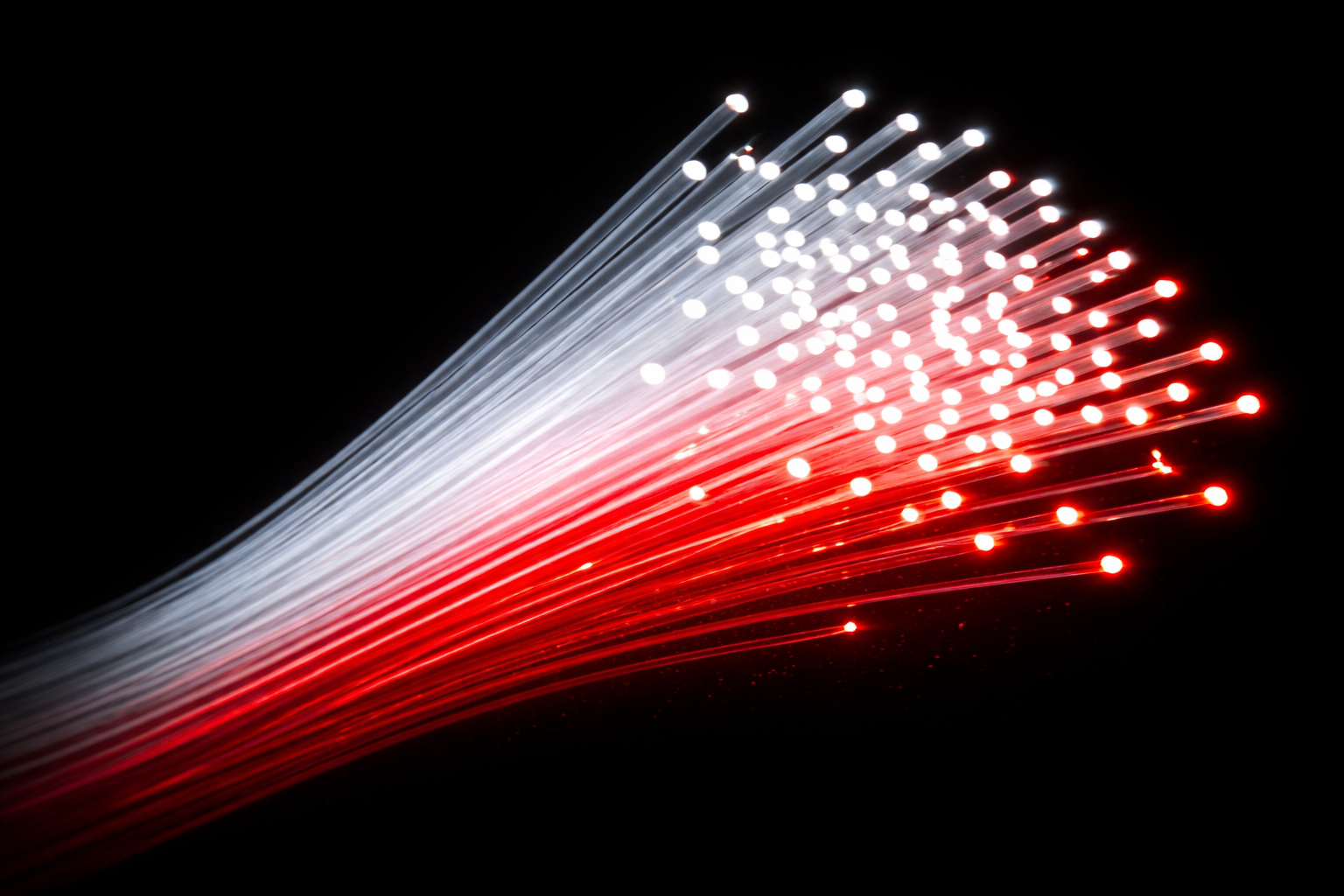 Dlaczego mali i średni operatorzy telekomunikacyjni wciąż są potrzebni?